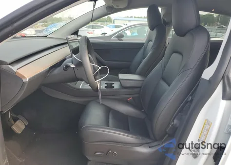 2022 Tesla Model Y from USA, damaged, VIN 7SAYGDEE4NF355808